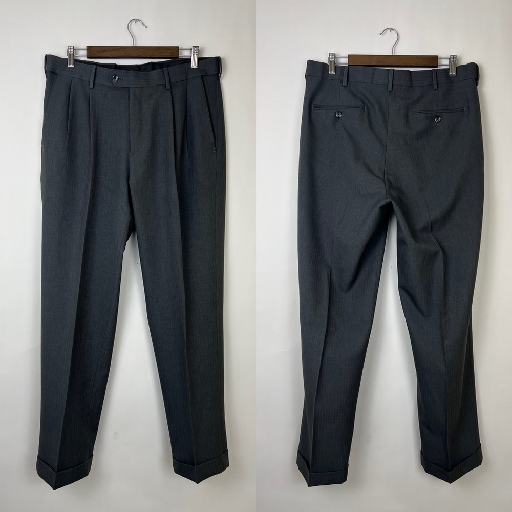 Croft & Barrow Classic Fit Men’s pants textured stripes in charcoal color 34/30
